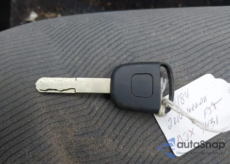 2010 Honda Fit z USA, uszkodzony, nr VIN JHMGE8H27AC037582